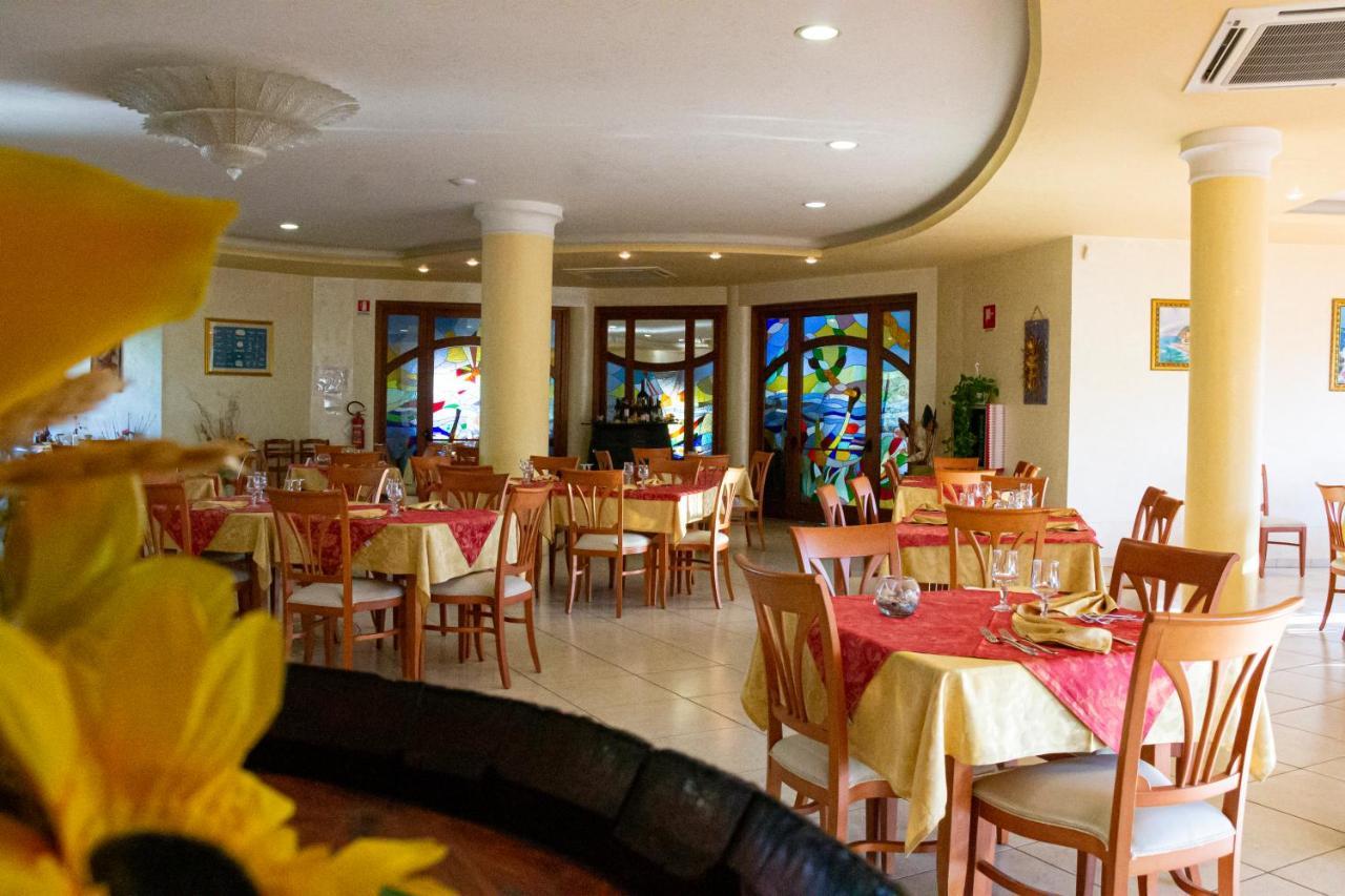 Hotel L'Ancora Capo Vaticano Buitenkant foto