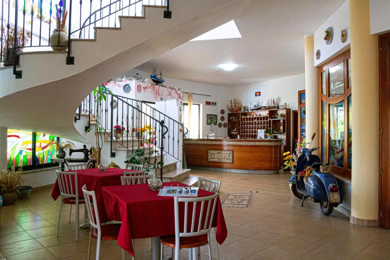Hotel L'Ancora Capo Vaticano Buitenkant foto