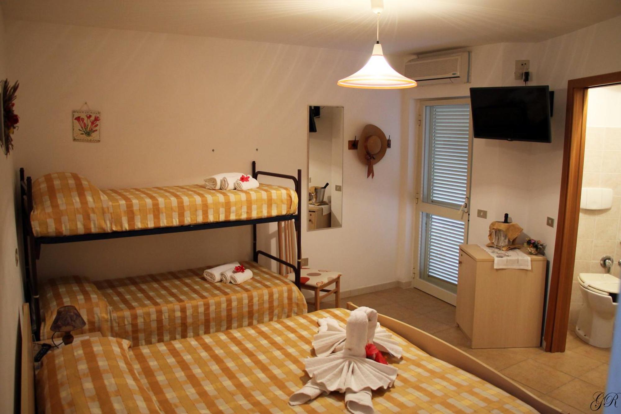 Hotel L'Ancora Capo Vaticano Buitenkant foto