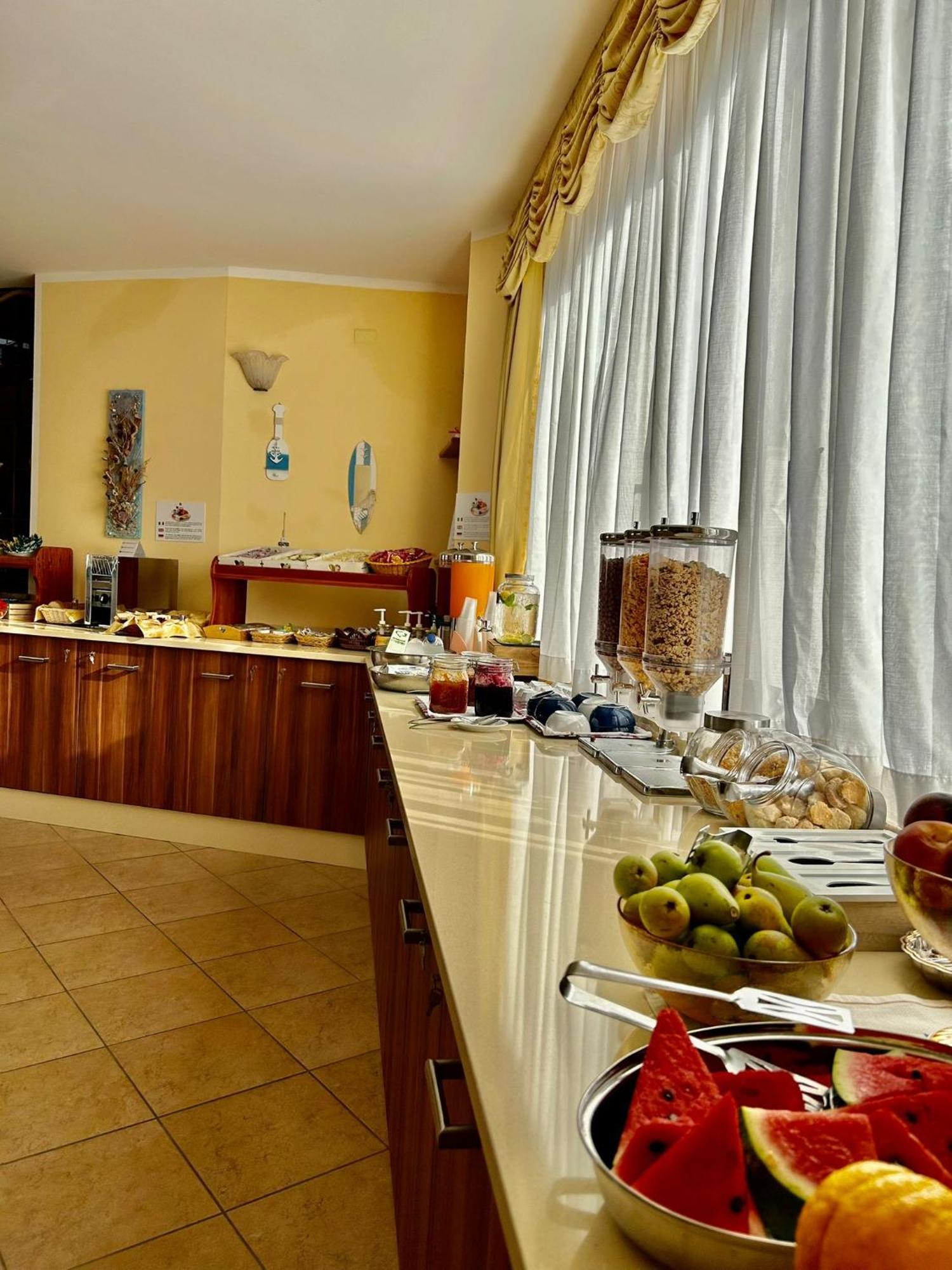 Hotel L'Ancora Capo Vaticano Buitenkant foto