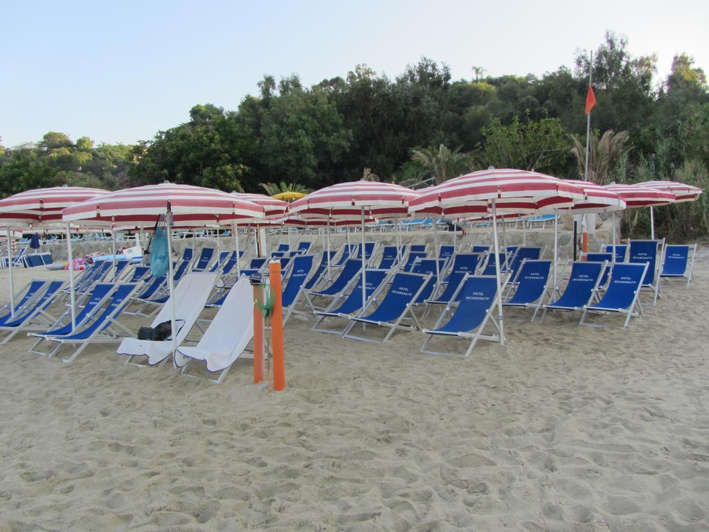 Hotel L'Ancora Capo Vaticano Buitenkant foto